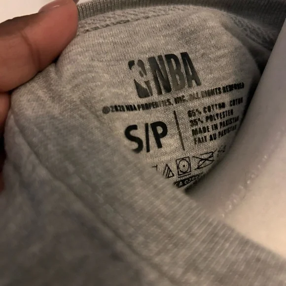 NBA Raptors Crew Neck Sweater - Picture 3 of 3